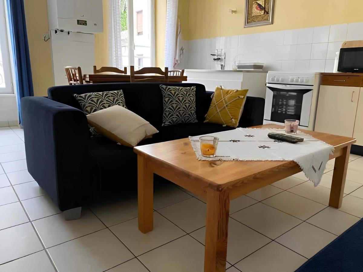 Un Moment De Detente Au Coeur De Vals-Les-Bains Extérieur photo